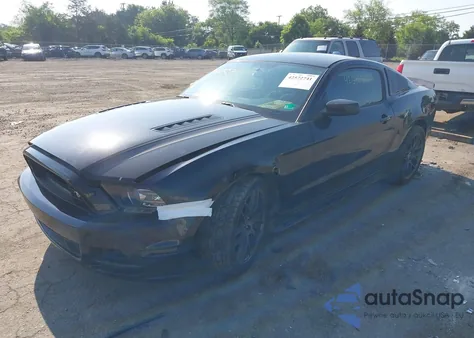 2014 Ford Mustang V6 from USA, damaged, VIN 1ZVBP8AM3E5271212